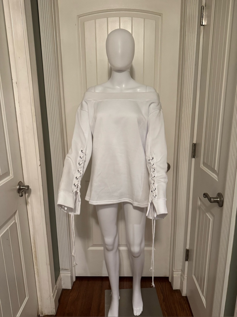 White Off-Shoulder Lace-Up Sleeve Sweatshirt - Picture 2 of 5